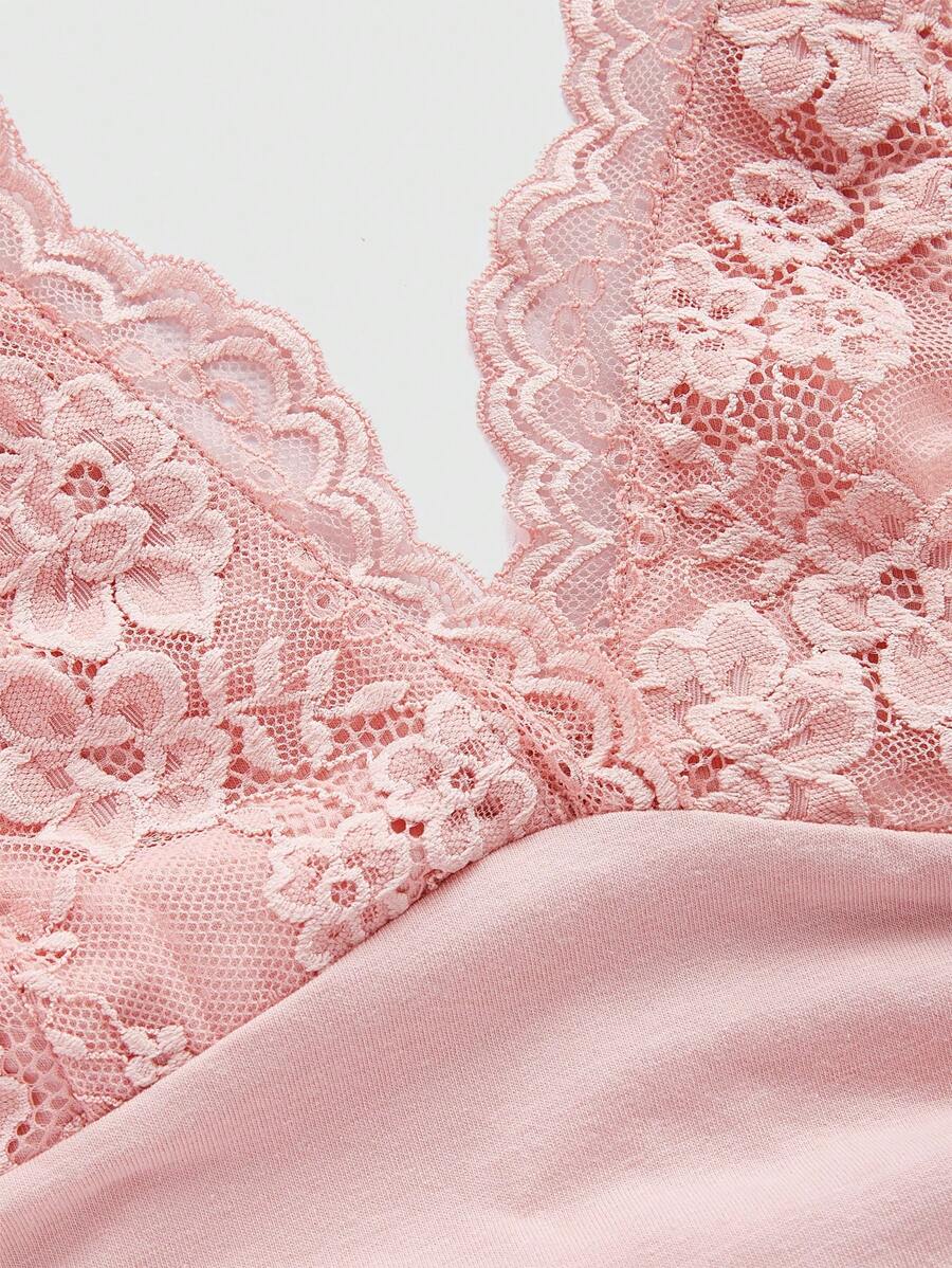ROMWE PUNK Contrast Lace Ruched Halter Top
