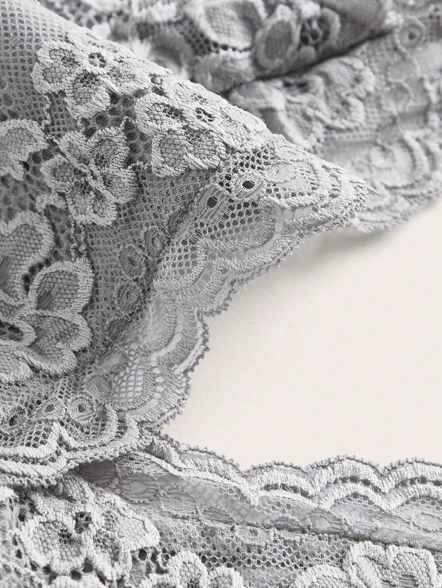ROMWE PUNK Contrast Lace Ruched Halter Top