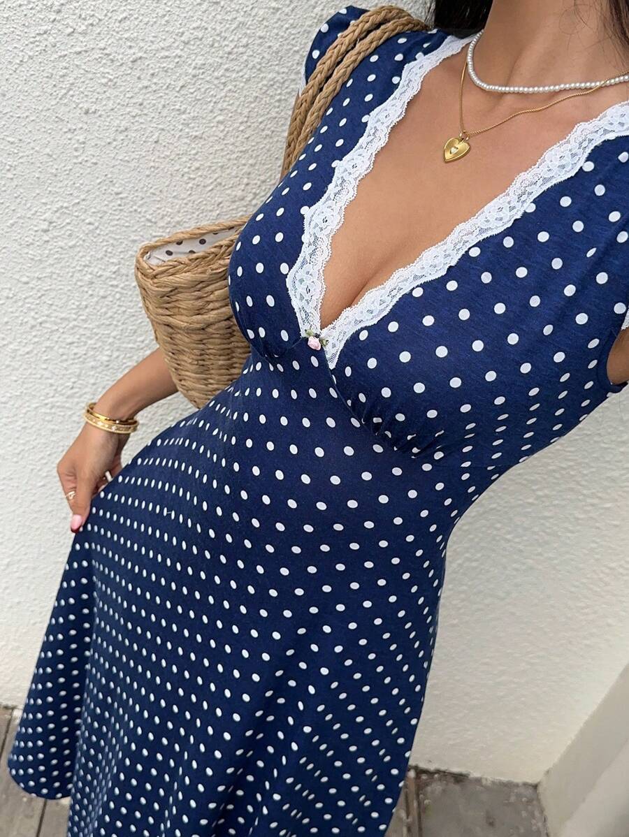 Sunnyshic Blue Ditsy Floral Patchwork Lace V-Neck Waist Flared Maxi Dress, Elegant Cute Daily Casual Vacation Beach Party Cocktail Afternoon Tea Versatile For Women, Summer