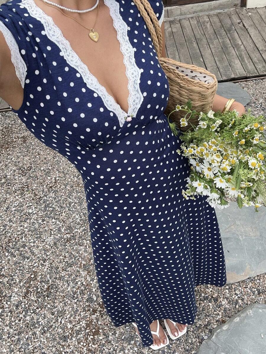 Sunnyshic Blue Ditsy Floral Patchwork Lace V-Neck Waist Flared Maxi Dress, Elegant Cute Daily Casual Vacation Beach Party Cocktail Afternoon Tea Versatile For Women, Summer