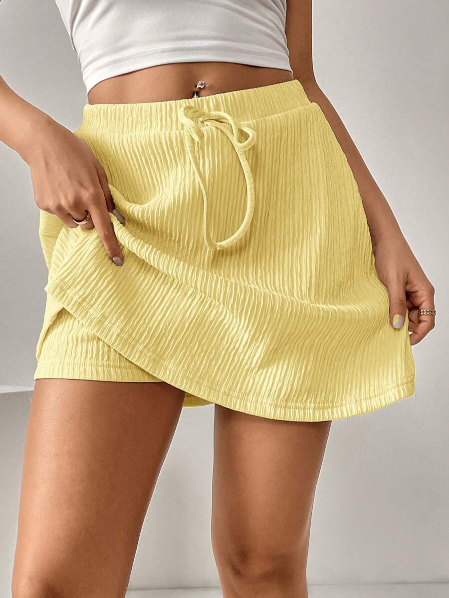 SHEIN Essnce Casual Versatile Women Shorts With Leggings