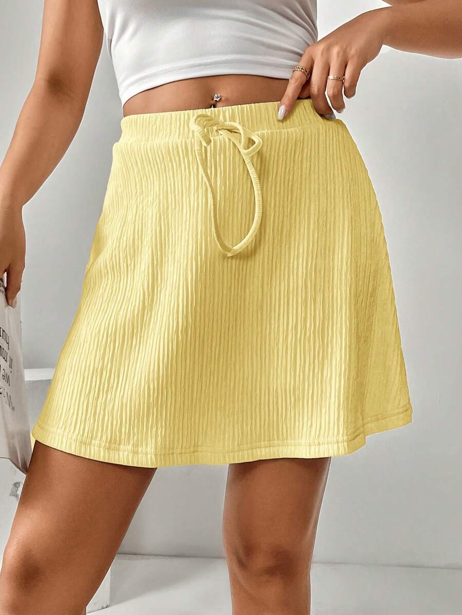 SHEIN Essnce Casual Versatile Women Shorts With Leggings