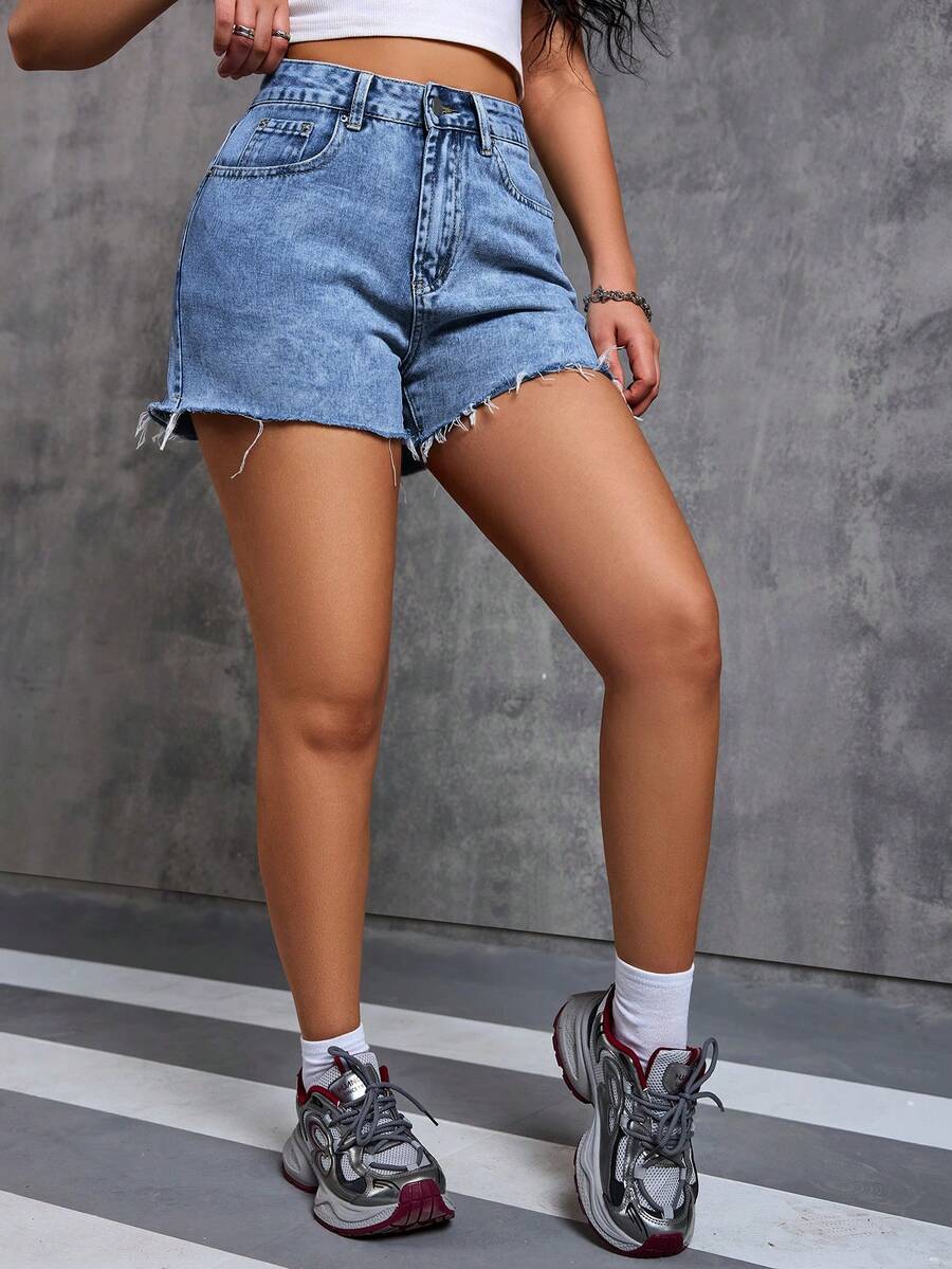 Women's Summer Casual Washed Denim Shorts, Frayed Hem, Pockets, Non-Stretch Woven Fabric, Straight Leg Short Design