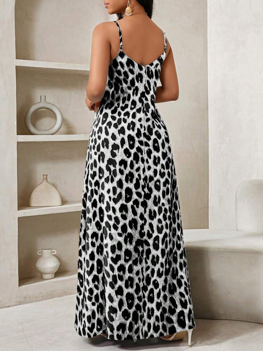 SHEIN Lady Leopard Print Women Maxi Dresses Women Lady Boho Backless Women Ladies Baggy Maxi Dress Women Dresses Loose Strapless Birthday&Event Dresses /Holiday Dresses Vacation Outfits Women Boho/Bohemia/Boho Women's Clothing Halter Top African Woman Clothing Women Dresses Summer Tropical Dresses For Women New Arrivals Women Dress Beach Dress Easter Dresses / Easter Dress Women / Easter Outfit Women Summer Dresses For Women