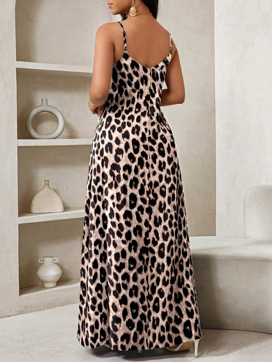 SHEIN Lady Leopard Print Women Maxi Dresses Women Lady Boho Backless Women Ladies Baggy Maxi Dress Women Dresses Loose Strapless Birthday&Event Dresses /Holiday Dresses Vacation Outfits Women Boho/Bohemia/Boho Women's Clothing Halter Top African Woman Clothing Women Dresses Summer Tropical Dresses For Women New Arrivals Women Dress Beach Dress Easter Dresses / Easter Dress Women / Easter Outfit Women Summer Dresses For Women