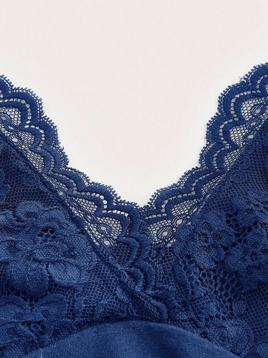 ROMWE PUNK Contrast Lace Ruched Halter Top