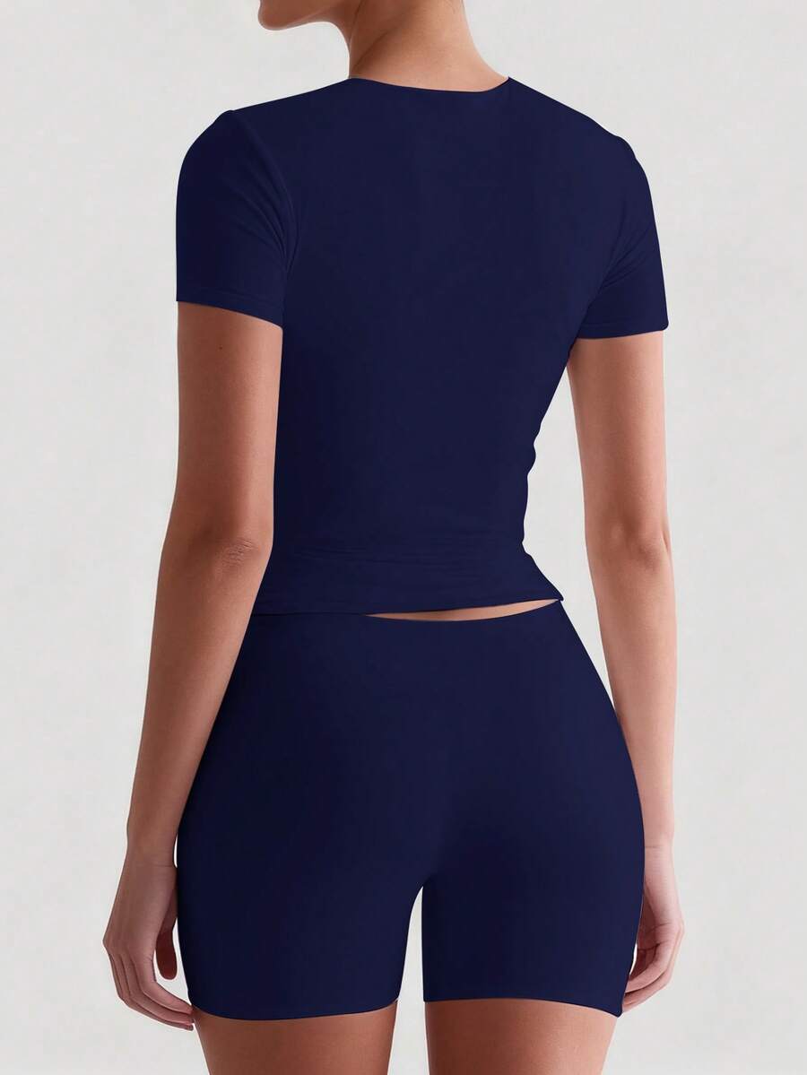 XLLAIS 2025 Model Black Short Sleeve Crew Neck Solid Color Basic Fitted Casual T-Shirt For Women, Summer