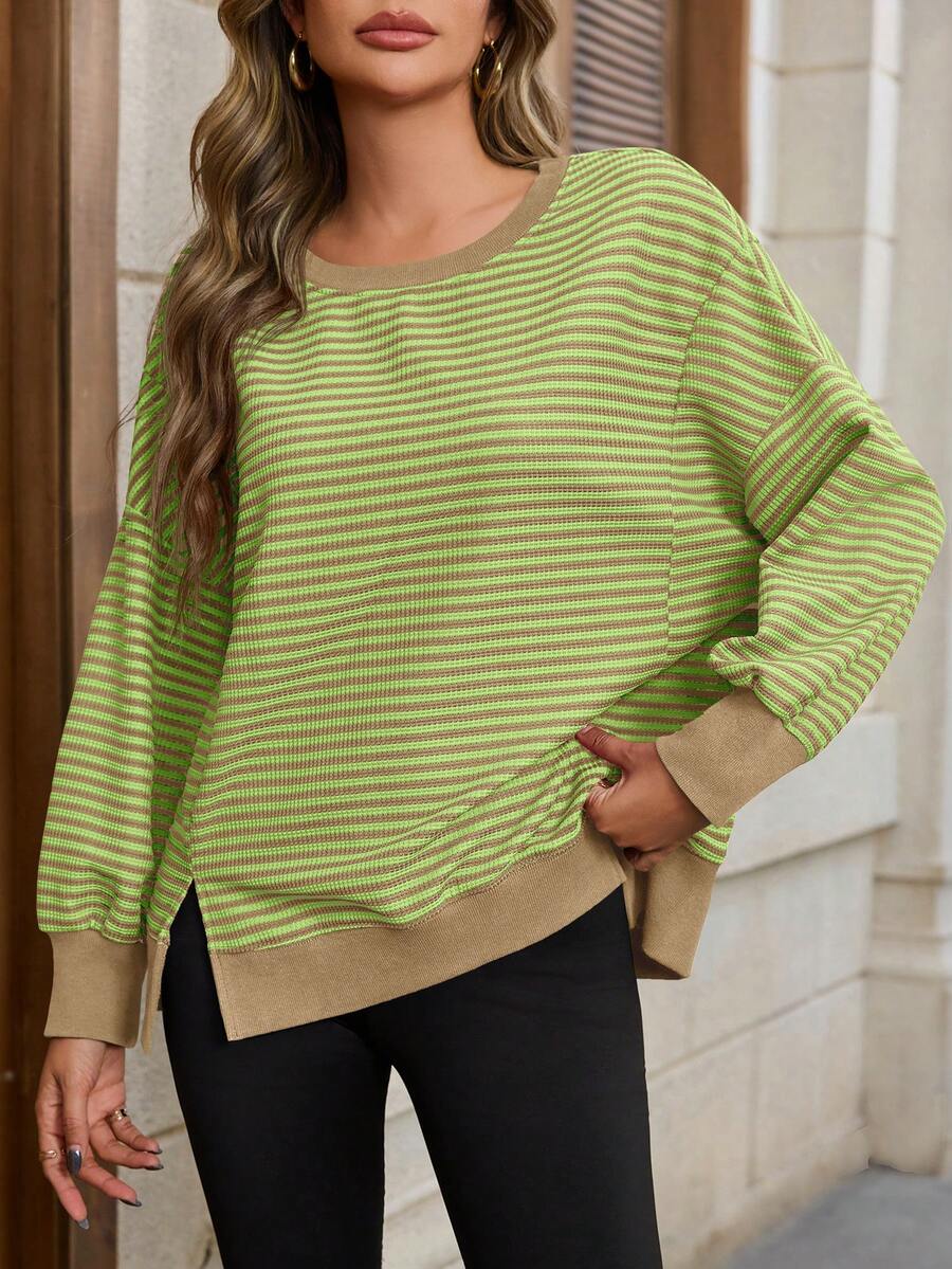 Fisoew Women's Fall Y2K Oversized Outdoor Sweatshirt, Casual Waffle Knit Long Sleeve Top, Split Hem Tunic Pullover For Hiking Camping Aesthetic