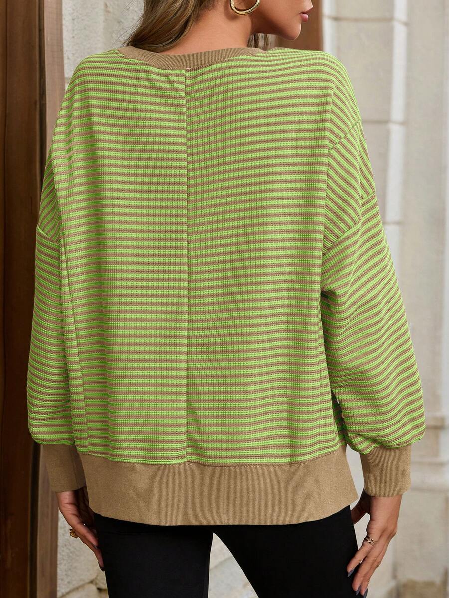 Fisoew Women's Fall Y2K Oversized Outdoor Sweatshirt, Casual Waffle Knit Long Sleeve Top, Split Hem Tunic Pullover For Hiking Camping Aesthetic