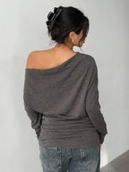Aloruh Grey Knit Oblique Shoulder Casual Commuter Top, Autumn,Solid Color T-Shirt,Long-Sleeved T-Shirt,Old Money Style,Simple,Commuting,Business Casual Outfits Women,Office Outfits For Women,Work Tops,Fall Clothes,Autumn Outfits For Women,Off The Shoulder Top