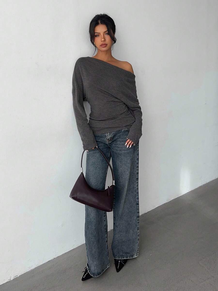 Aloruh Grey Knit Oblique Shoulder Casual Commuter Top, Autumn,Solid Color T-Shirt,Long-Sleeved T-Shirt,Old Money Style,Simple,Commuting,Business Casual Outfits Women,Office Outfits For Women,Work Tops,Fall Clothes,Autumn Outfits For Women,Off The Shoulder Top