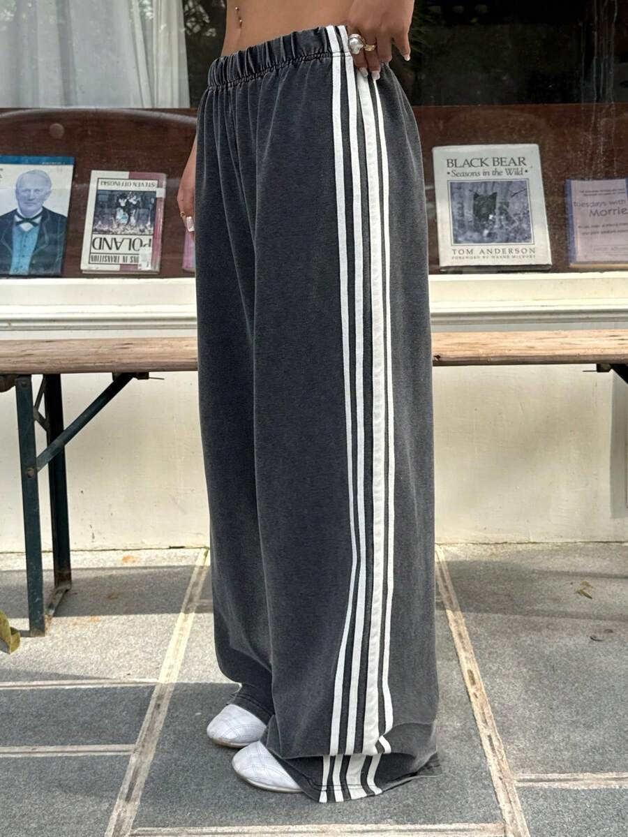 Muchica Women's White Striped Knitted Sweatpants Extra Long Straight Leg Pink Side Stripe Loose Fit Casual Track Pants For Everyday Wear White Beach Pants White Wide Leg Pants Women Wide Pants Wide Leg Summer Pants Palazzo Pants Women White Track Pants Women