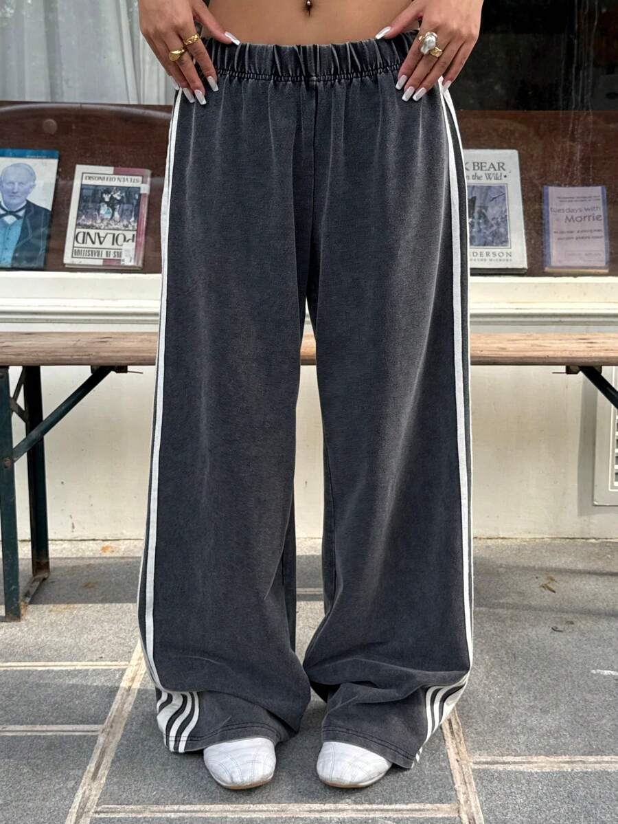 Muchica Women's White Striped Knitted Sweatpants Extra Long Straight Leg Pink Side Stripe Loose Fit Casual Track Pants For Everyday Wear White Beach Pants White Wide Leg Pants Women Wide Pants Wide Leg Summer Pants Palazzo Pants Women White Track Pants Women