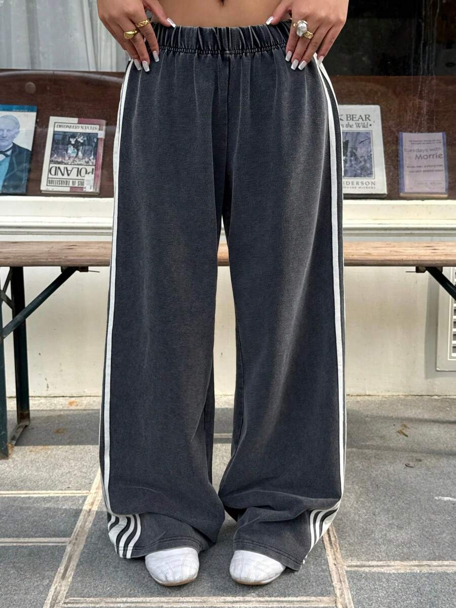 Muchica Women's White Striped Knitted Sweatpants Extra Long Straight Leg Pink Side Stripe Loose Fit Casual Track Pants For Everyday Wear White Beach Pants White Wide Leg Pants Women Wide Pants Wide Leg Summer Pants Palazzo Pants Women White Track Pants Women