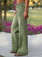 Women's Wide Leg Flared Jeans With Diamond Shaped Front Pockets