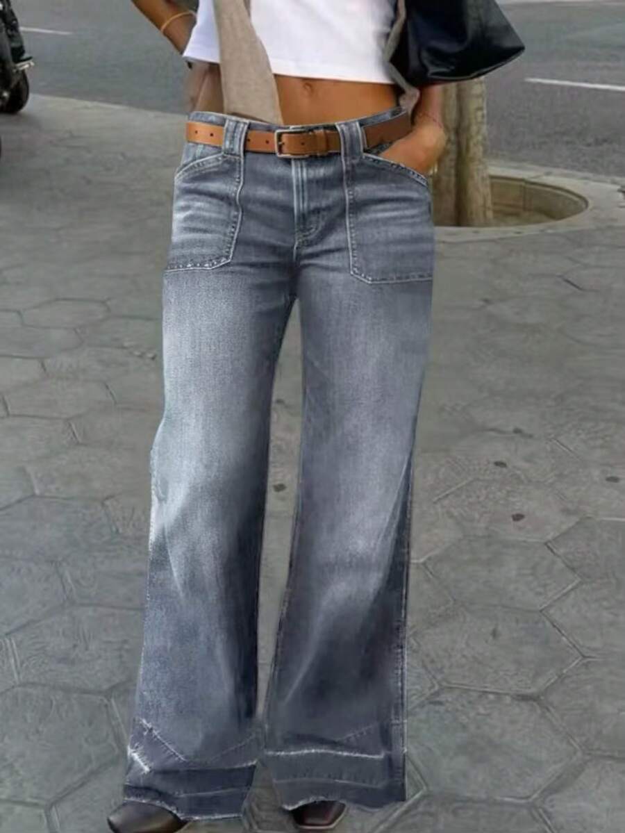 Women's Wide Leg Flared Jeans With Diamond Shaped Front Pockets