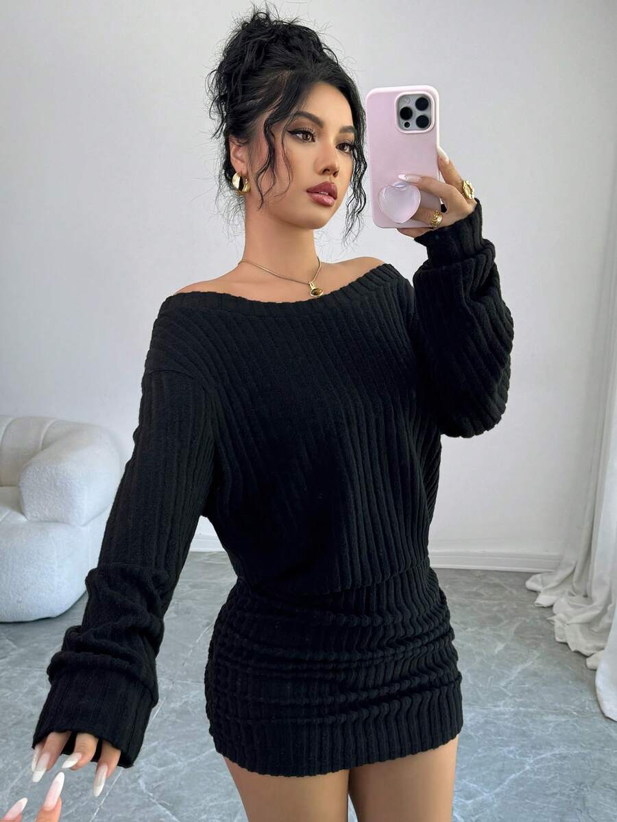 SHEIN PETITE PETITE Women Casual Versatile Off Shoulder Ribbed Long Sleeve Short Bodycon Dress, Suitable For Autumn/Winter, Thanksgiving, New Year