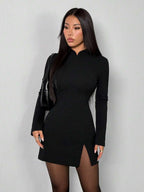 SHEIN PETITE New Design Valentine's Day/Chinese New Year Outfit: Vintage Coin Pattern Stand Collar Fitted & Flared Cuff Elegant Red Dress, Suitable For Date And Party Split Thigh Dress