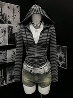 EgrlEra Women's Fashionable Striped Print Zip-Up Hooded Long Sleeve Sweatshirt