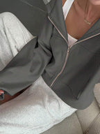 Livesso Women's Minimalist Solid Color Zip-Up Sweatshirt, Autumn Jacket Hoodies