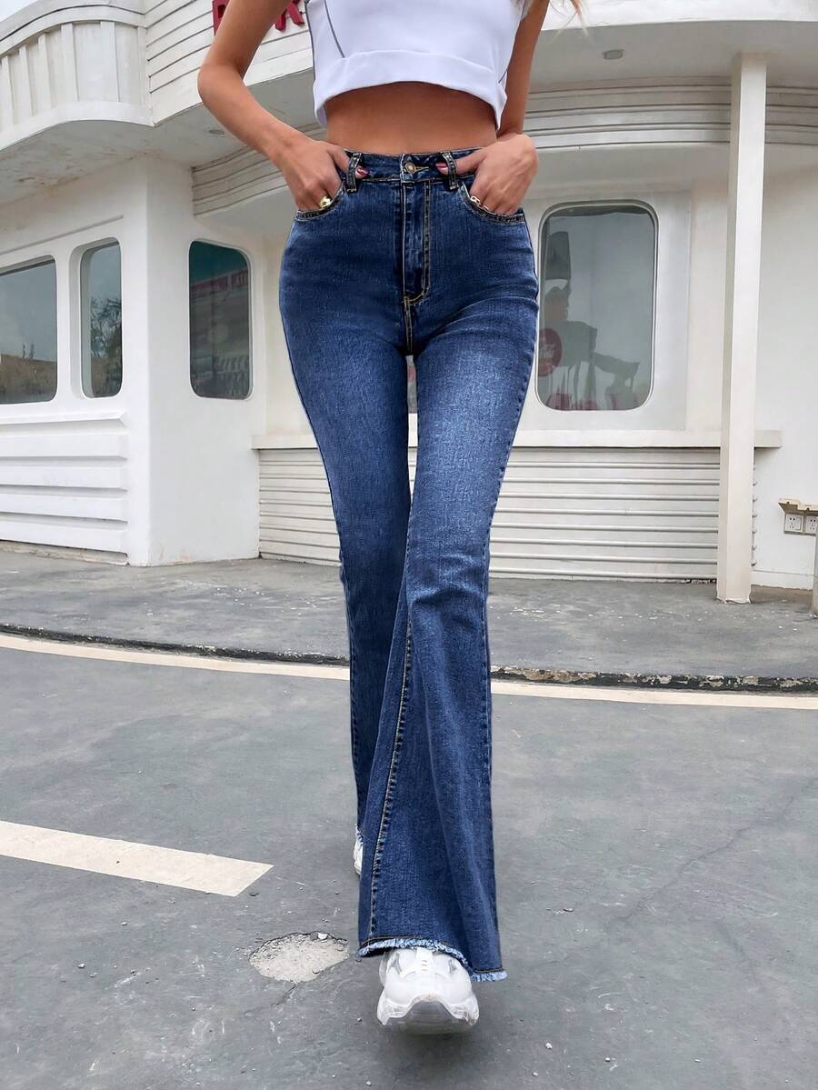 EMERY ROSE Slim Fit Flare Leg Casual Versatile Button Pocket Women Jeans