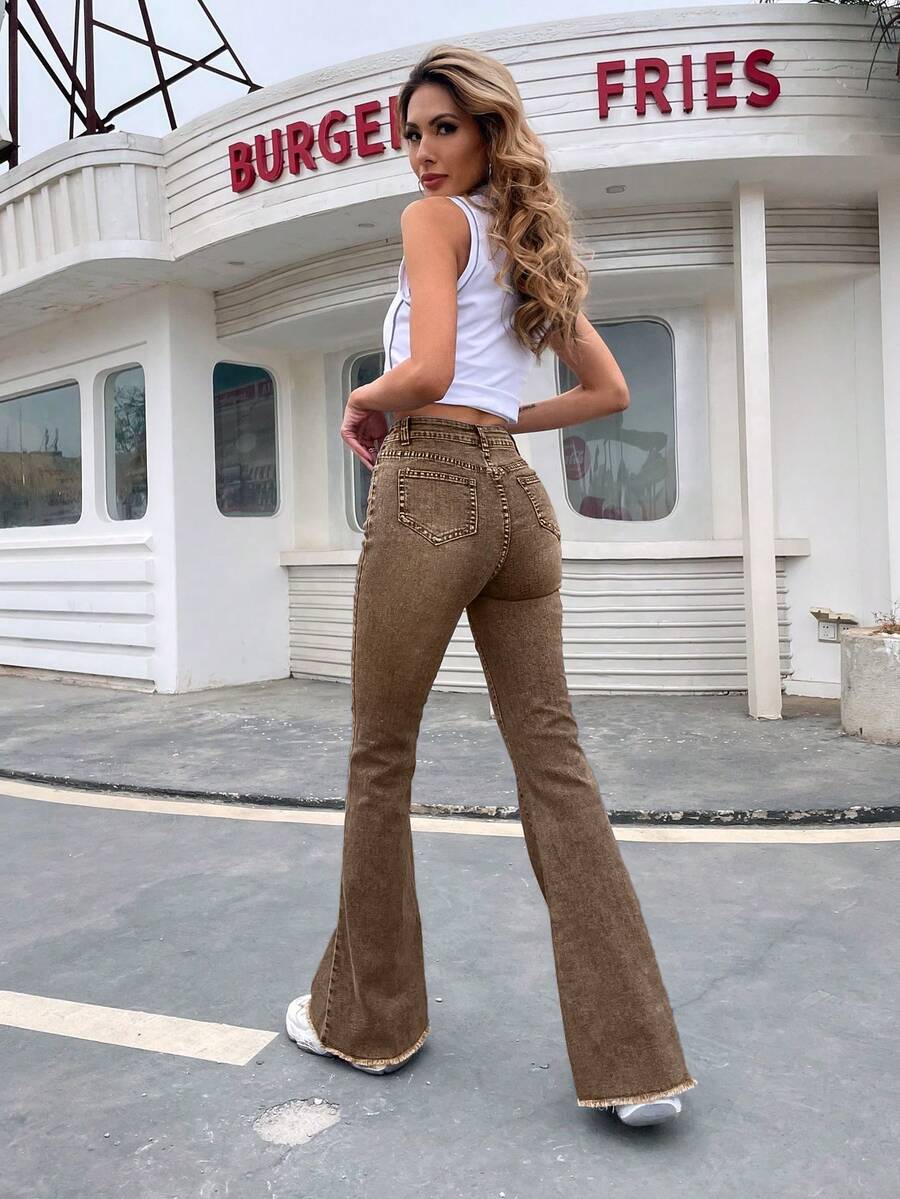EMERY ROSE Slim Fit Flare Leg Casual Versatile Button Pocket Women Jeans