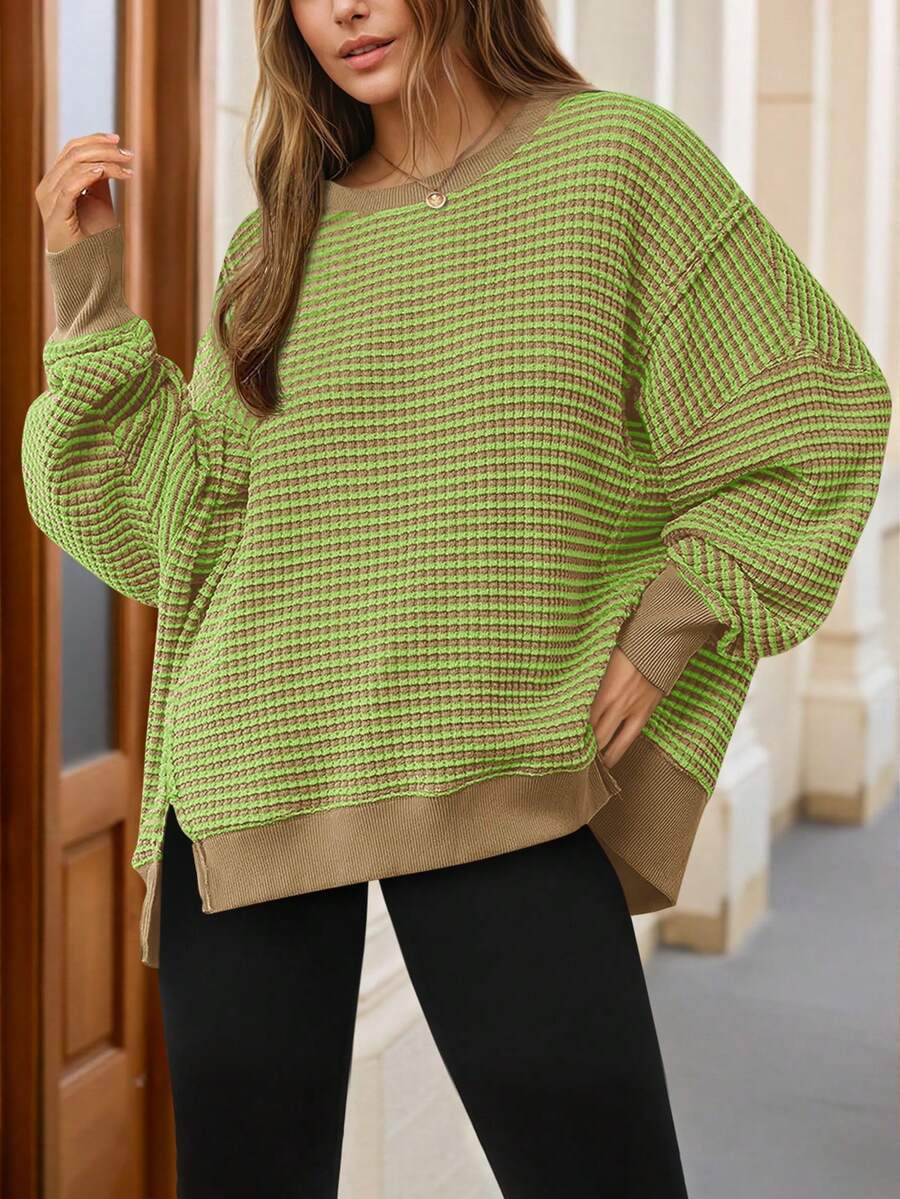 Fisoew Women's Fall Y2K Oversized Outdoor Sweatshirt, Casual Waffle Knit Long Sleeve Top, Split Hem Tunic Pullover For Hiking Camping Aesthetic