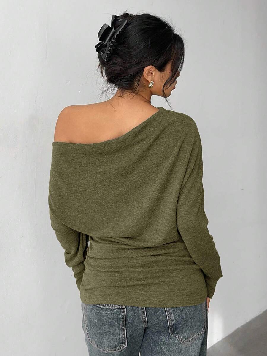 Aloruh Grey Knit Oblique Shoulder Casual Commuter Top, Autumn,Solid Color T-Shirt,Long-Sleeved T-Shirt,Old Money Style,Simple,Commuting,Business Casual Outfits Women,Office Outfits For Women,Work Tops,Fall Clothes,Autumn Outfits For Women,Off The Shoulder Top