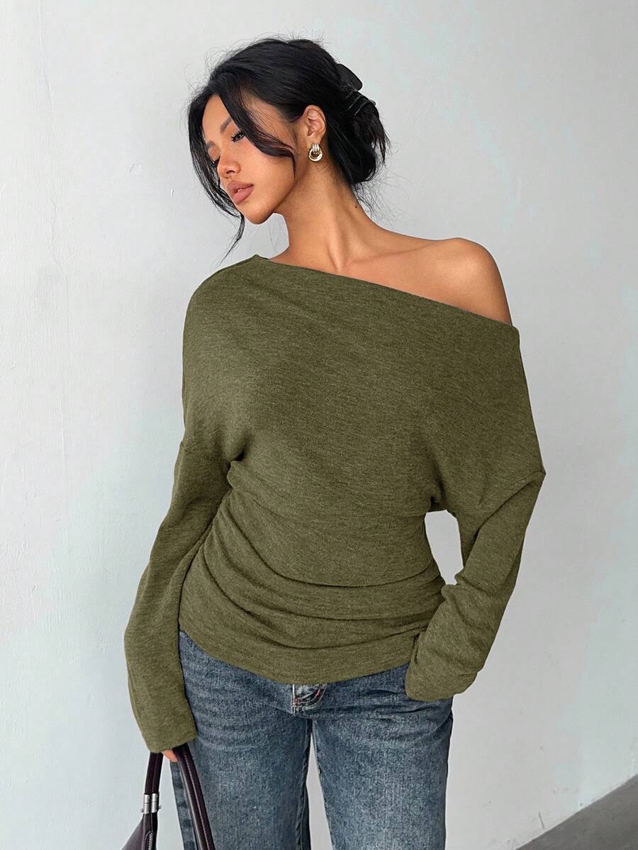 Aloruh Grey Knit Oblique Shoulder Casual Commuter Top, Autumn,Solid Color T-Shirt,Long-Sleeved T-Shirt,Old Money Style,Simple,Commuting,Business Casual Outfits Women,Office Outfits For Women,Work Tops,Fall Clothes,Autumn Outfits For Women,Off The Shoulder Top