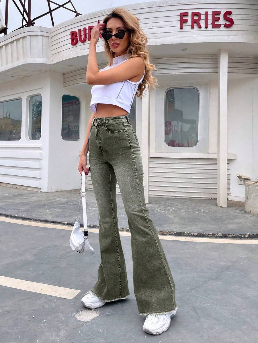 EMERY ROSE Slim Fit Flare Leg Casual Versatile Button Pocket Women Jeans
