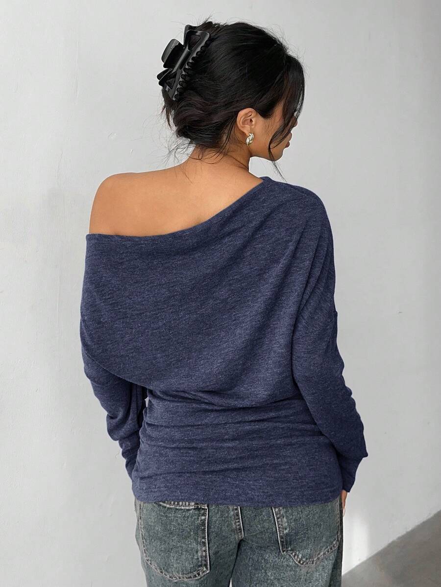 Aloruh Grey Knit Oblique Shoulder Casual Commuter Top, Autumn,Solid Color T-Shirt,Long-Sleeved T-Shirt,Old Money Style,Simple,Commuting,Business Casual Outfits Women,Office Outfits For Women,Work Tops,Fall Clothes,Autumn Outfits For Women,Off The Shoulder Top