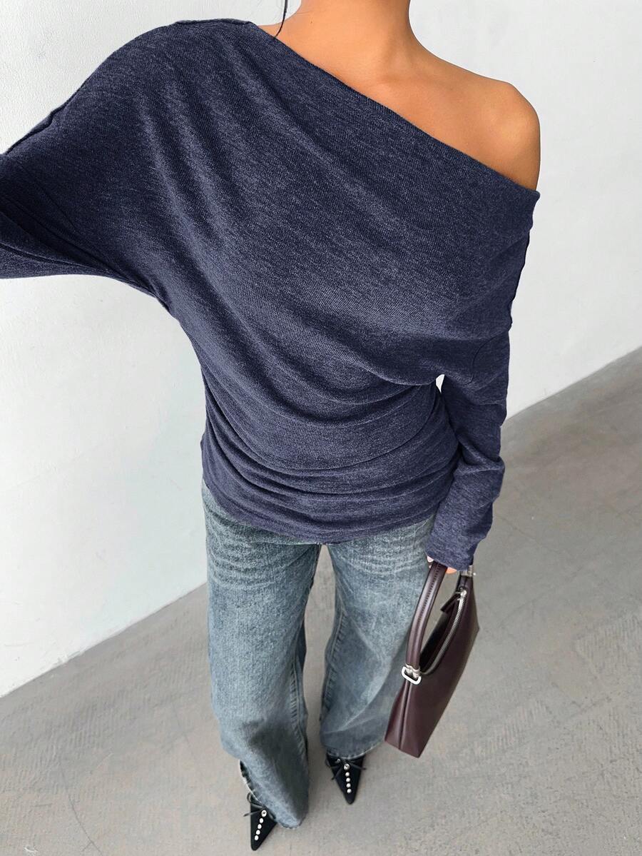 Aloruh Grey Knit Oblique Shoulder Casual Commuter Top, Autumn,Solid Color T-Shirt,Long-Sleeved T-Shirt,Old Money Style,Simple,Commuting,Business Casual Outfits Women,Office Outfits For Women,Work Tops,Fall Clothes,Autumn Outfits For Women,Off The Shoulder Top