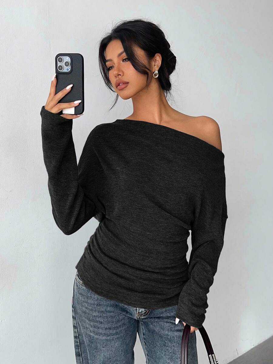 Aloruh Grey Knit Oblique Shoulder Casual Commuter Top, Autumn,Solid Color T-Shirt,Long-Sleeved T-Shirt,Old Money Style,Simple,Commuting,Business Casual Outfits Women,Office Outfits For Women,Work Tops,Fall Clothes,Autumn Outfits For Women,Off The Shoulder Top