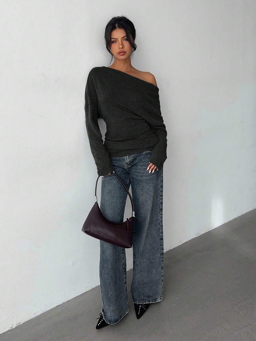 Aloruh Grey Knit Oblique Shoulder Casual Commuter Top, Autumn,Solid Color T-Shirt,Long-Sleeved T-Shirt,Old Money Style,Simple,Commuting,Business Casual Outfits Women,Office Outfits For Women,Work Tops,Fall Clothes,Autumn Outfits For Women,Off The Shoulder Top