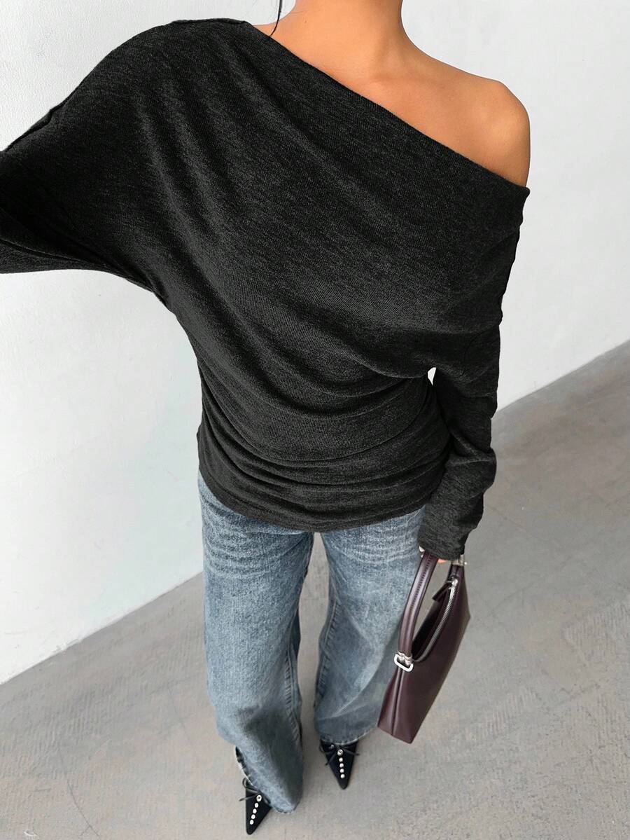 Aloruh Grey Knit Oblique Shoulder Casual Commuter Top, Autumn,Solid Color T-Shirt,Long-Sleeved T-Shirt,Old Money Style,Simple,Commuting,Business Casual Outfits Women,Office Outfits For Women,Work Tops,Fall Clothes,Autumn Outfits For Women,Off The Shoulder Top