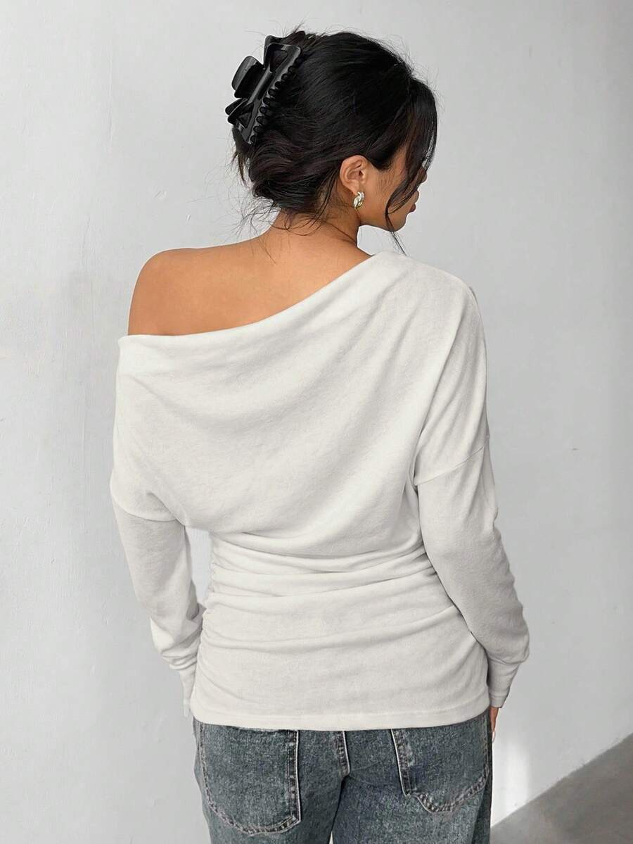 Aloruh Grey Knit Oblique Shoulder Casual Commuter Top, Autumn,Solid Color T-Shirt,Long-Sleeved T-Shirt,Old Money Style,Simple,Commuting,Business Casual Outfits Women,Office Outfits For Women,Work Tops,Fall Clothes,Autumn Outfits For Women,Off The Shoulder Top