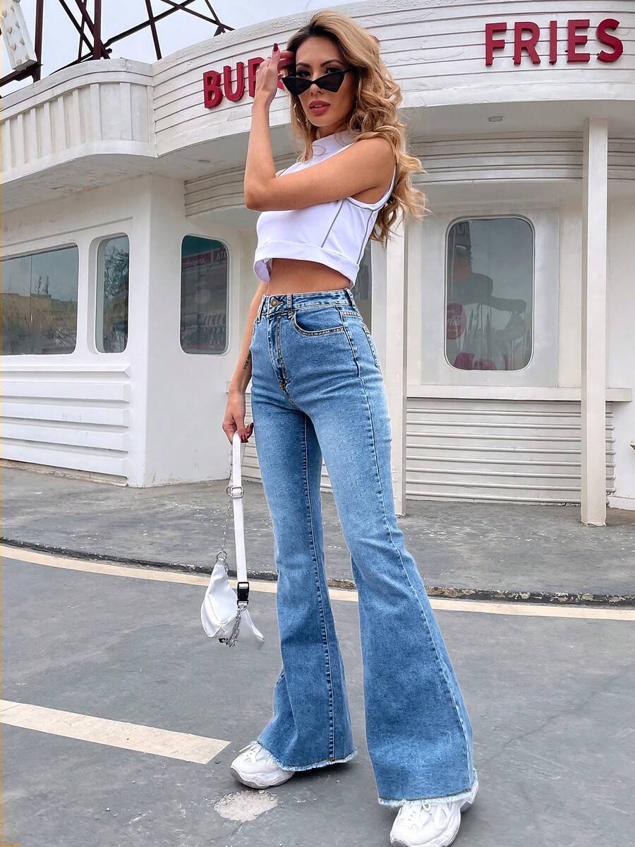 EMERY ROSE Slim Fit Flare Leg Casual Versatile Button Pocket Women Jeans