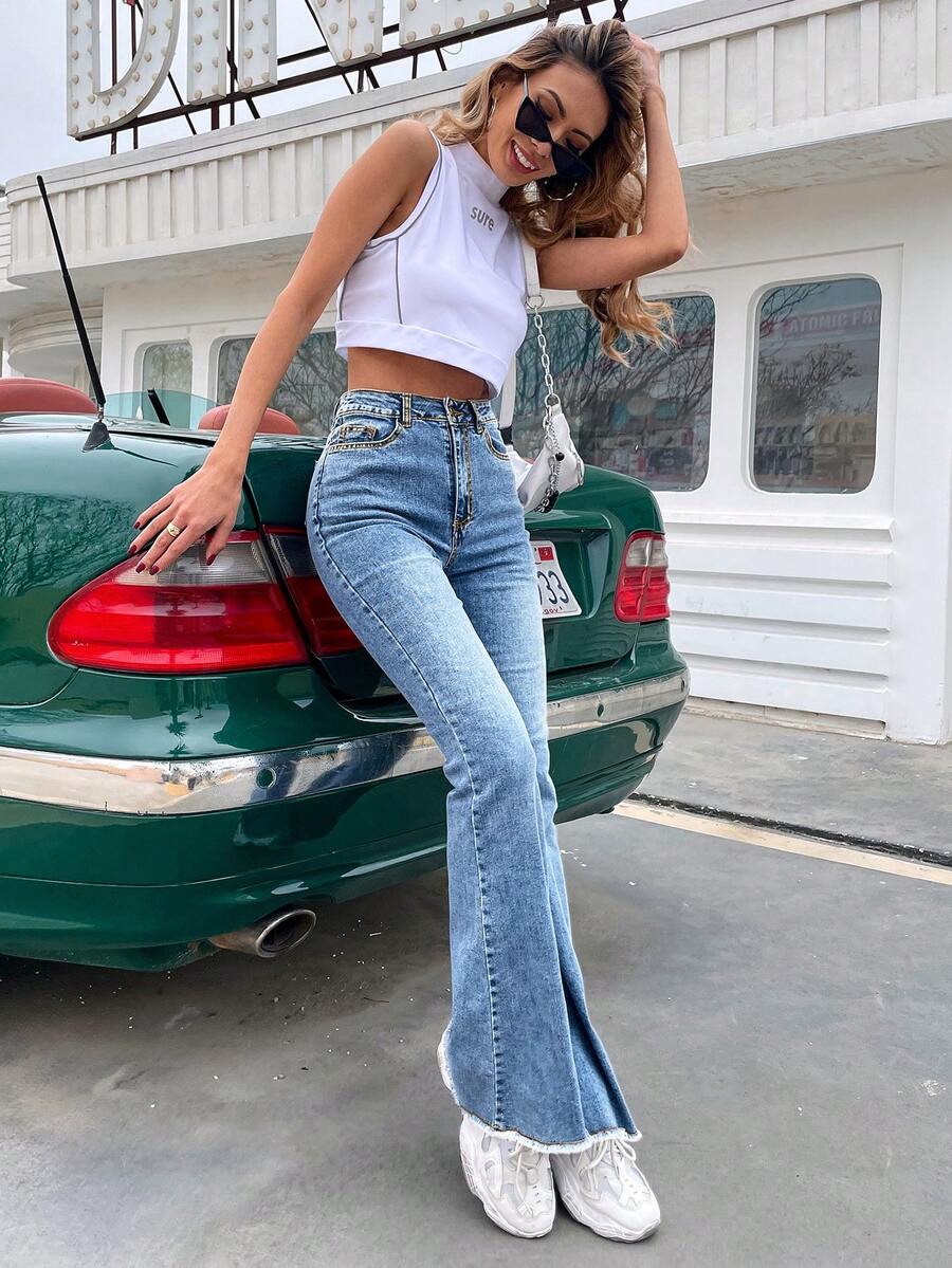 EMERY ROSE Slim Fit Flare Leg Casual Versatile Button Pocket Women Jeans