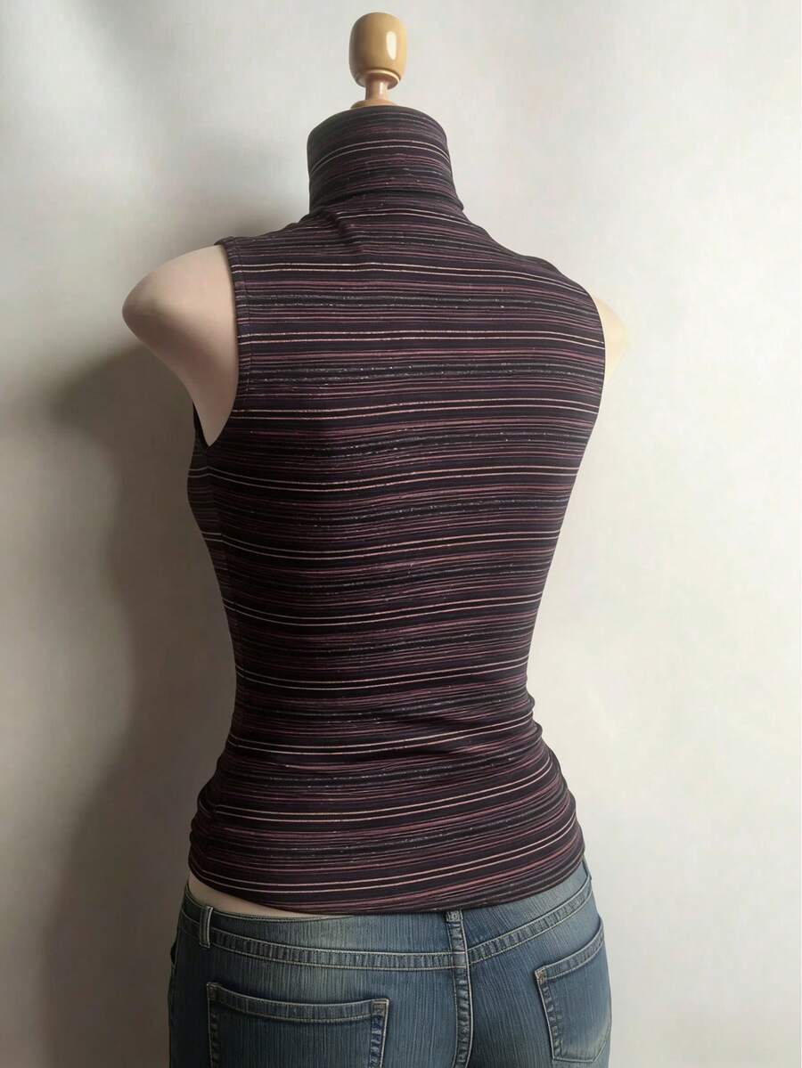 Women's Sleeveless Striped Print Turtleneck Top
