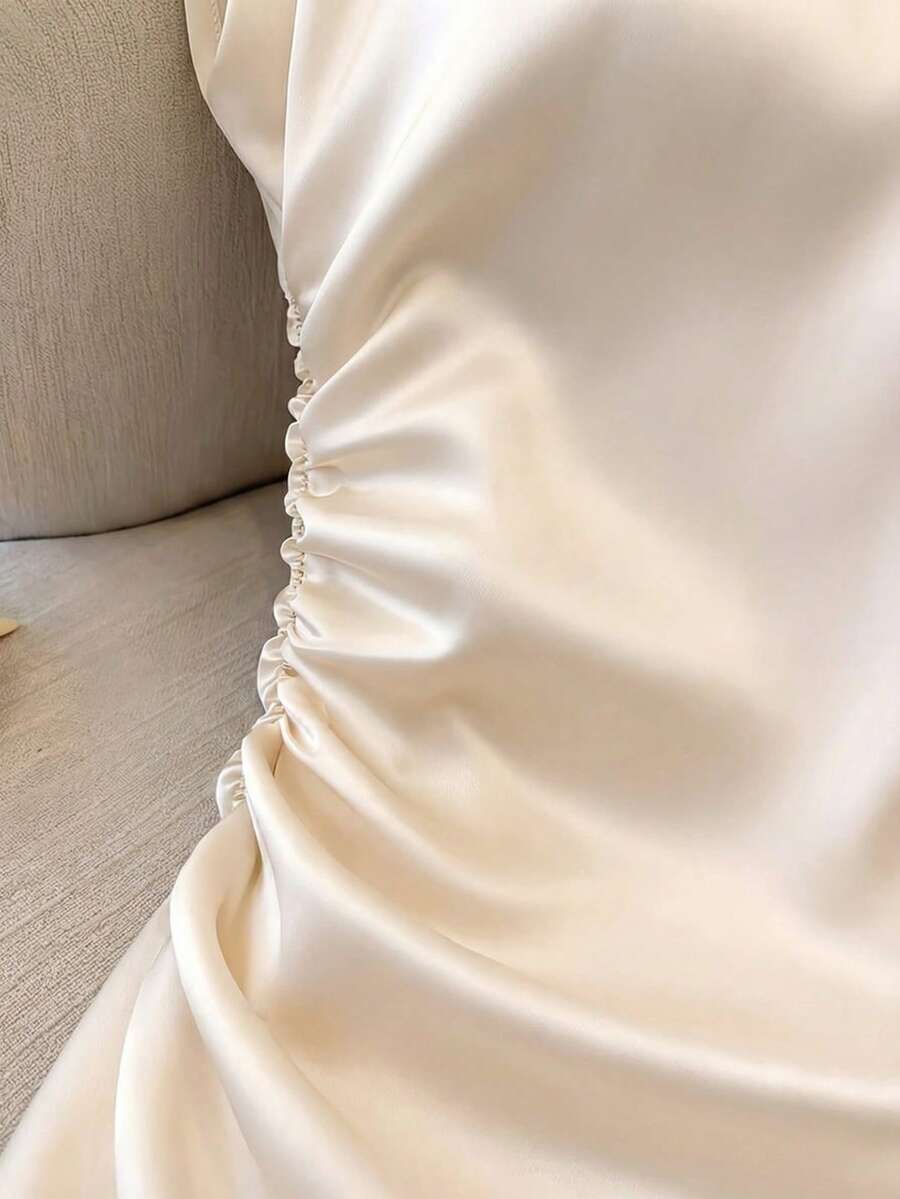 Franclia Women's Elegant Round Neck, Fitted Waist, Versatile Solid Color Top; High-Quality Satin Satin Fabric White Satin Short Sleeve Top With Pleated Waist. Summer