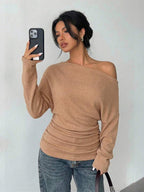 Aloruh Grey Knit Oblique Shoulder Casual Commuter Top, Autumn,Solid Color T-Shirt,Long-Sleeved T-Shirt,Old Money Style,Simple,Commuting,Business Casual Outfits Women,Office Outfits For Women,Work Tops,Fall Clothes,Autumn Outfits For Women,Off The Shoulder Top