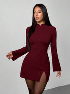 SHEIN PETITE New Design Valentine's Day/Chinese New Year Outfit: Vintage Coin Pattern Stand Collar Fitted & Flared Cuff Elegant Red Dress, Suitable For Date And Party Split Thigh Dress