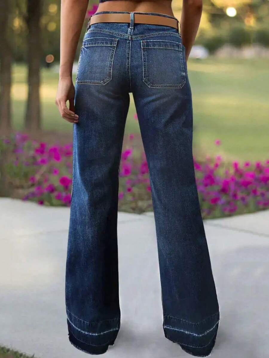 Women's Wide Leg Flared Jeans With Diamond Shaped Front Pockets