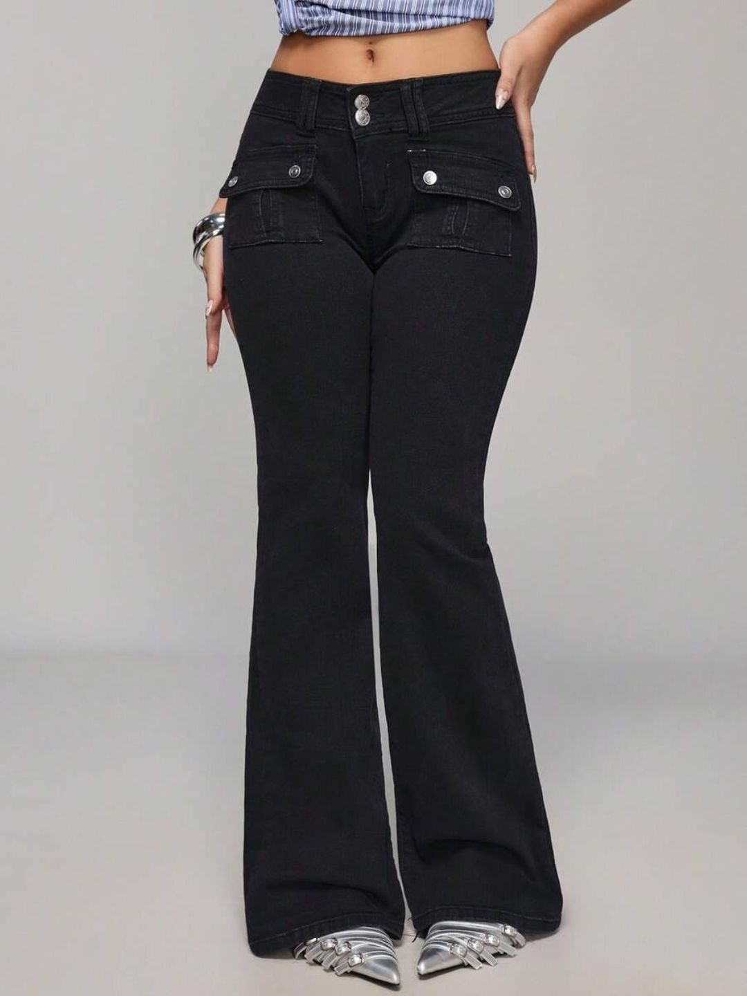 Daphne | Distressed Flare Jeans