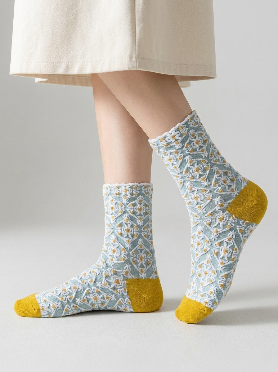 Pia | Retro Mid-Calf Socks